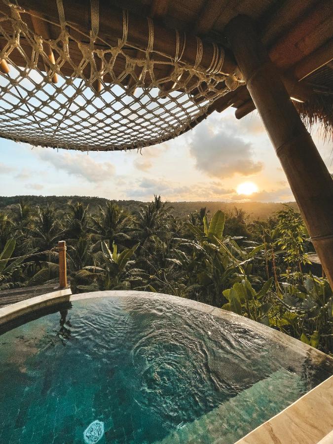 Kalma Bamboo Eco Lodge Kuta  Экстерьер фото