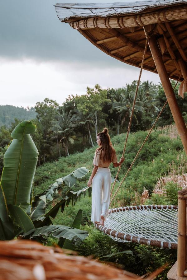 Kalma Bamboo Eco Lodge Kuta  Экстерьер фото