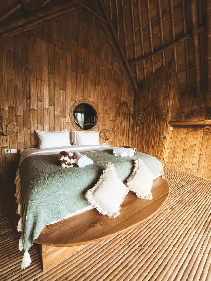 Kalma Bamboo Eco Lodge Kuta  Экстерьер фото