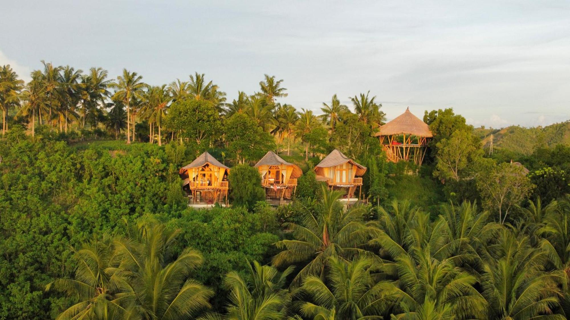 Kalma Bamboo Eco Lodge Kuta  Экстерьер фото