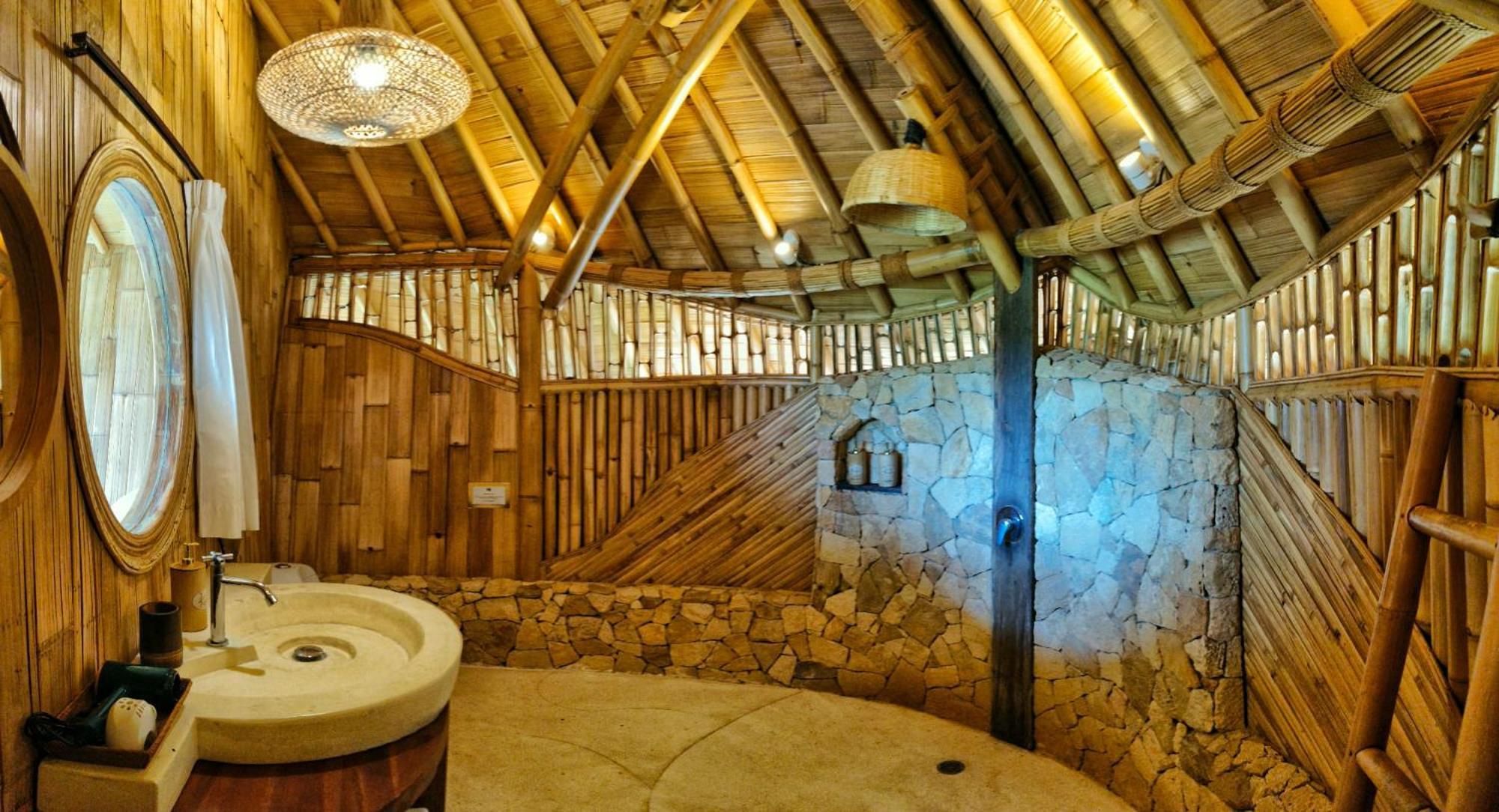 Kalma Bamboo Eco Lodge Kuta  Экстерьер фото
